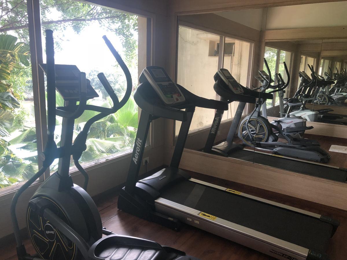 Chanakya Bnr Hotel Puri Luaran gambar